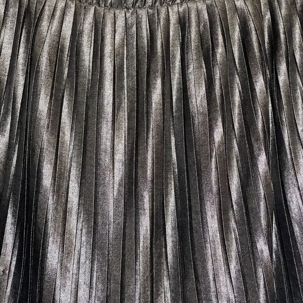 Old Navy Girls Skirt Sz XL Sz 14 Accordion Skater Metallic Holiday Festival